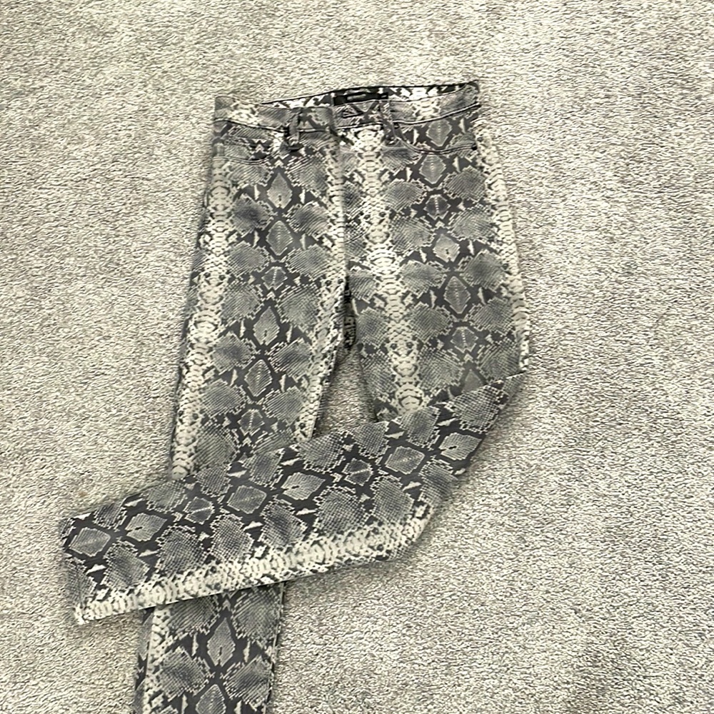 Hudson jean size 29 straight leg